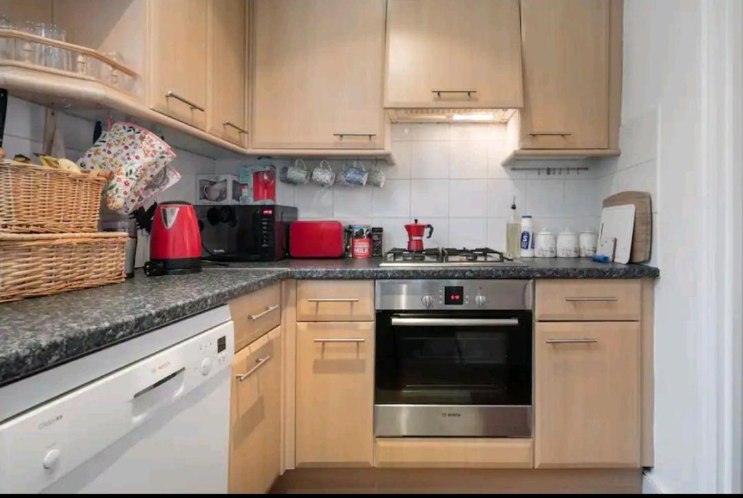 Stylish Room With Private Bath & Terrace In Super Central Clapham Junction Minutes From Victoria, Waterloo ロンドン エクステリア 写真