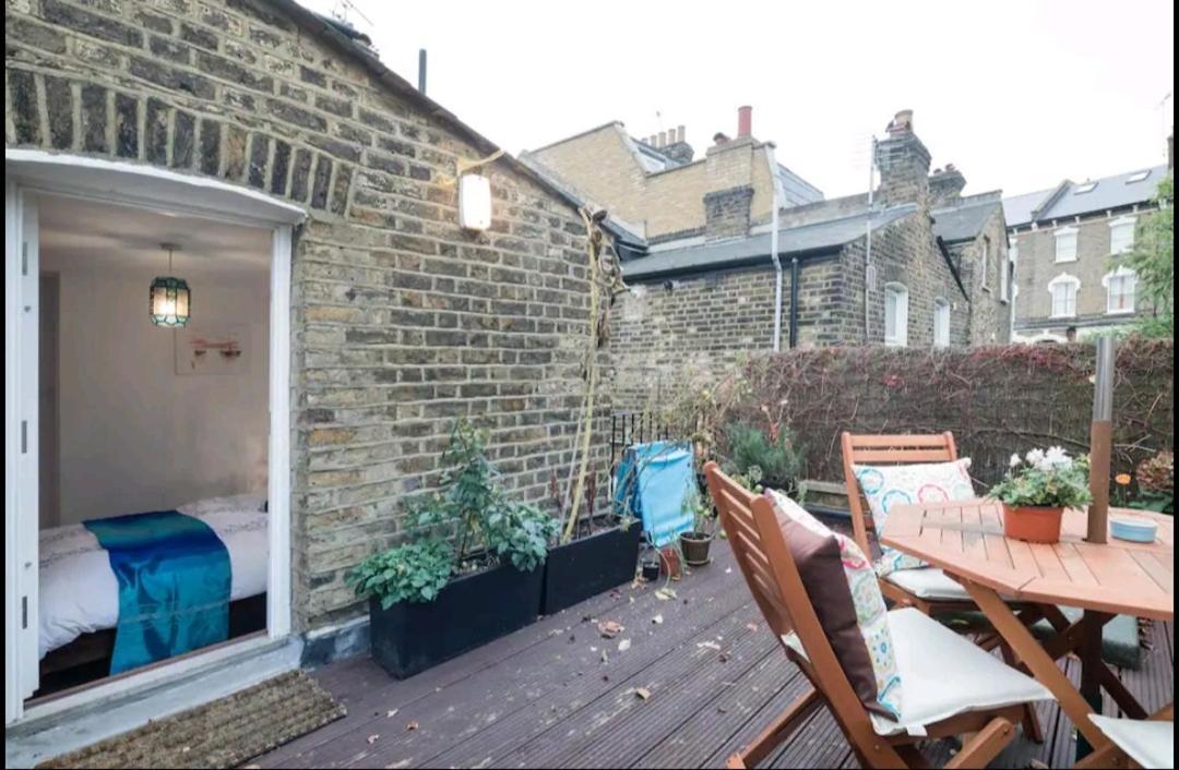 Stylish Room With Private Bath & Terrace In Super Central Clapham Junction Minutes From Victoria, Waterloo ロンドン エクステリア 写真