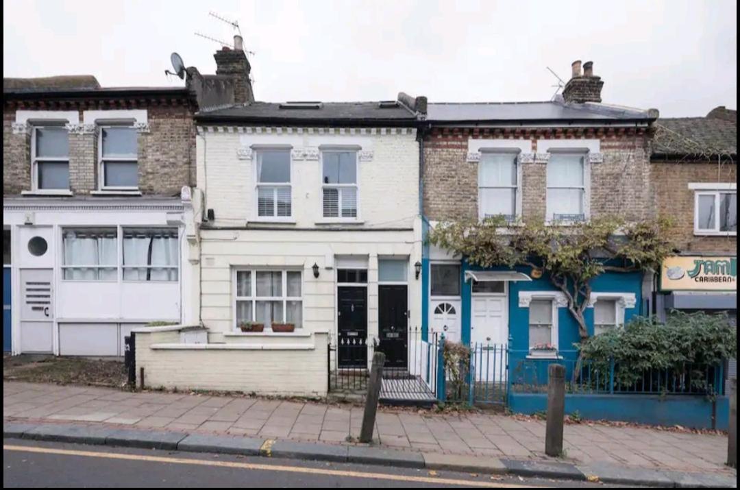 Stylish Room With Private Bath & Terrace In Super Central Clapham Junction Minutes From Victoria, Waterloo ロンドン エクステリア 写真